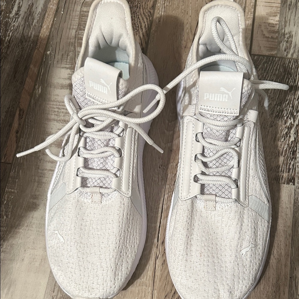 Puma Classic White Athletic Shoes
